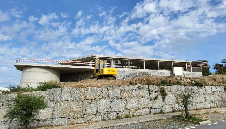 Moradia T3 para Venda em Mesão Frio Foto 5