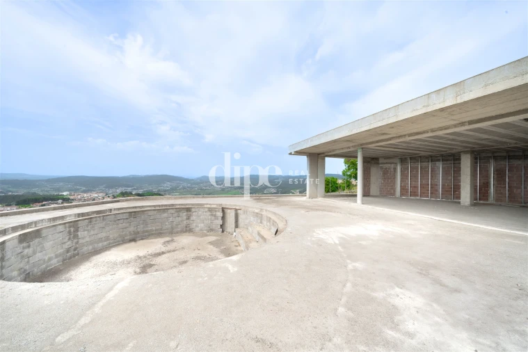 Moradia T3 para Venda em Mesão Frio Foto 1