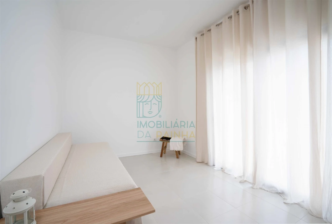 Moradia T3 para Arrendamento em Olho Marinho Foto 21