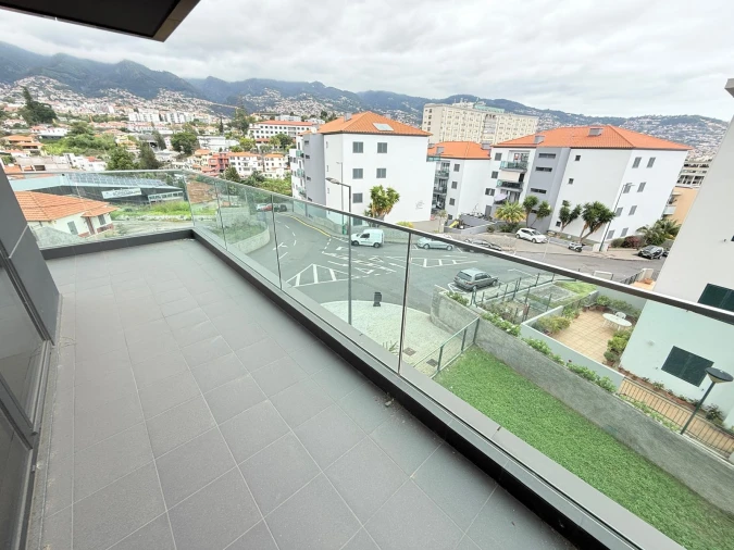 Apartamento T3 para Venda em São Martinho Foto 36