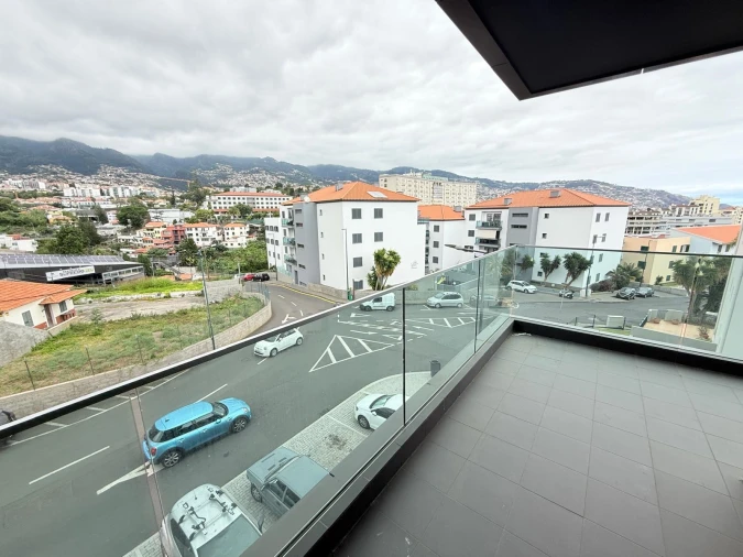 Apartamento T3 para Venda em São Martinho Foto 37