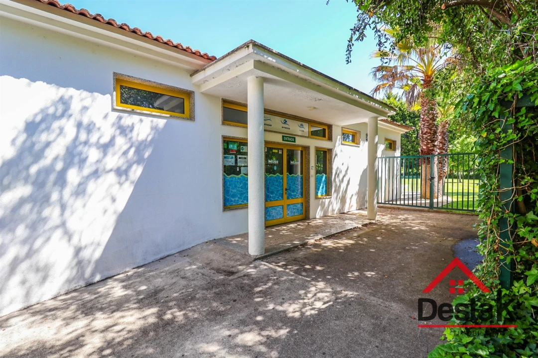 Negócio para Venda em Satão Foto 25