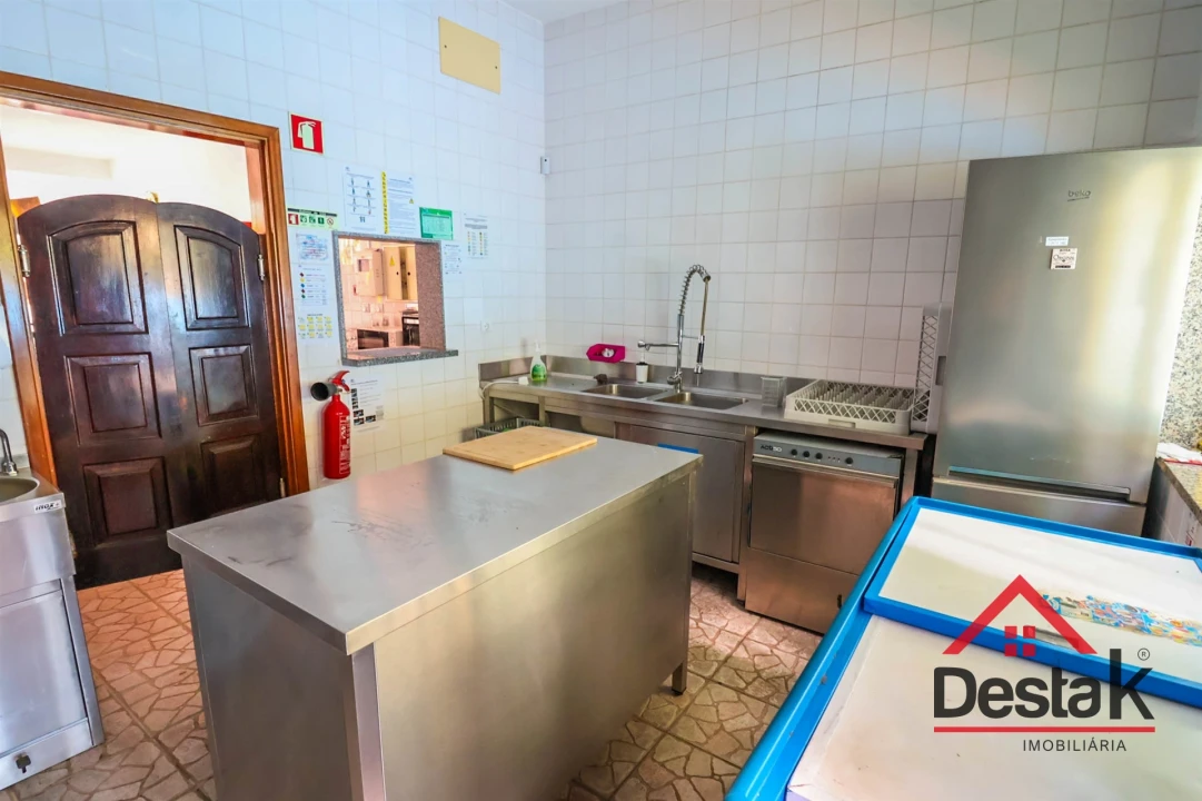 Negócio para Venda em Satão Foto 21