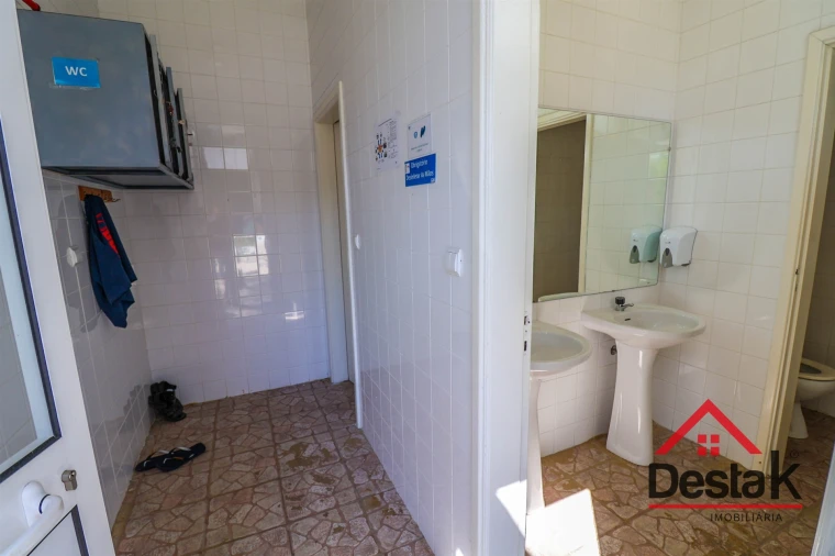 Negócio para Venda em Satão Foto 32