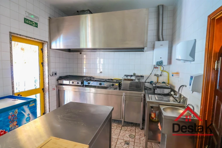 Negócio para Venda em Satão Foto 22