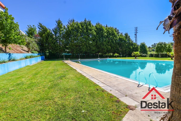 Negócio para Venda em Satão Foto 9