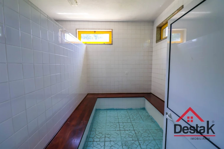 Negócio para Venda em Satão Foto 28