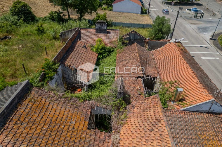 Moradia T0 para Venda em Raposa Foto 7