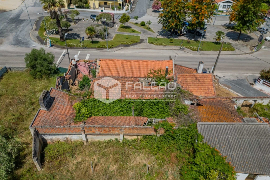 Moradia T0 para Venda em Raposa Foto 4