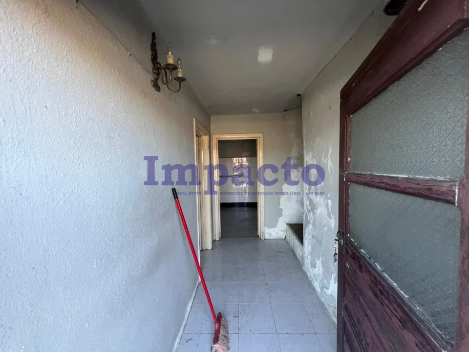 Moradia T3 para Venda em Vila de Cucujães Foto 9