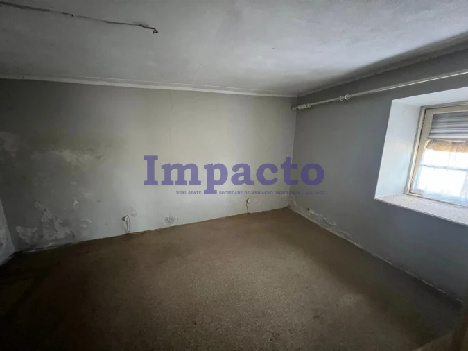 Moradia T3 para Venda em Vila de Cucujães Foto 13