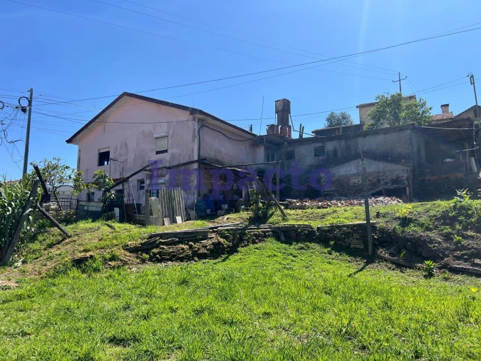 Moradia T3 para Venda em Vila de Cucujães Foto 4