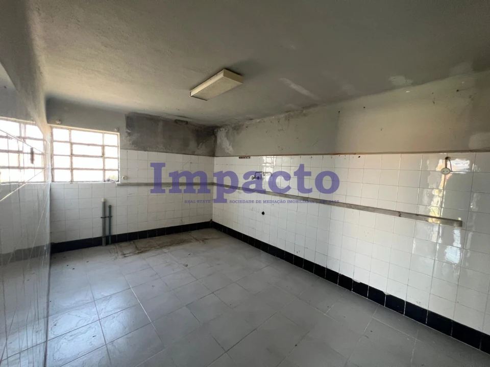 Moradia T3 para Venda em Vila de Cucujães Foto 11