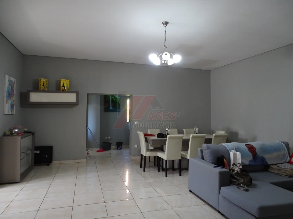 Moradia T10 para Venda em Travassos Foto 81