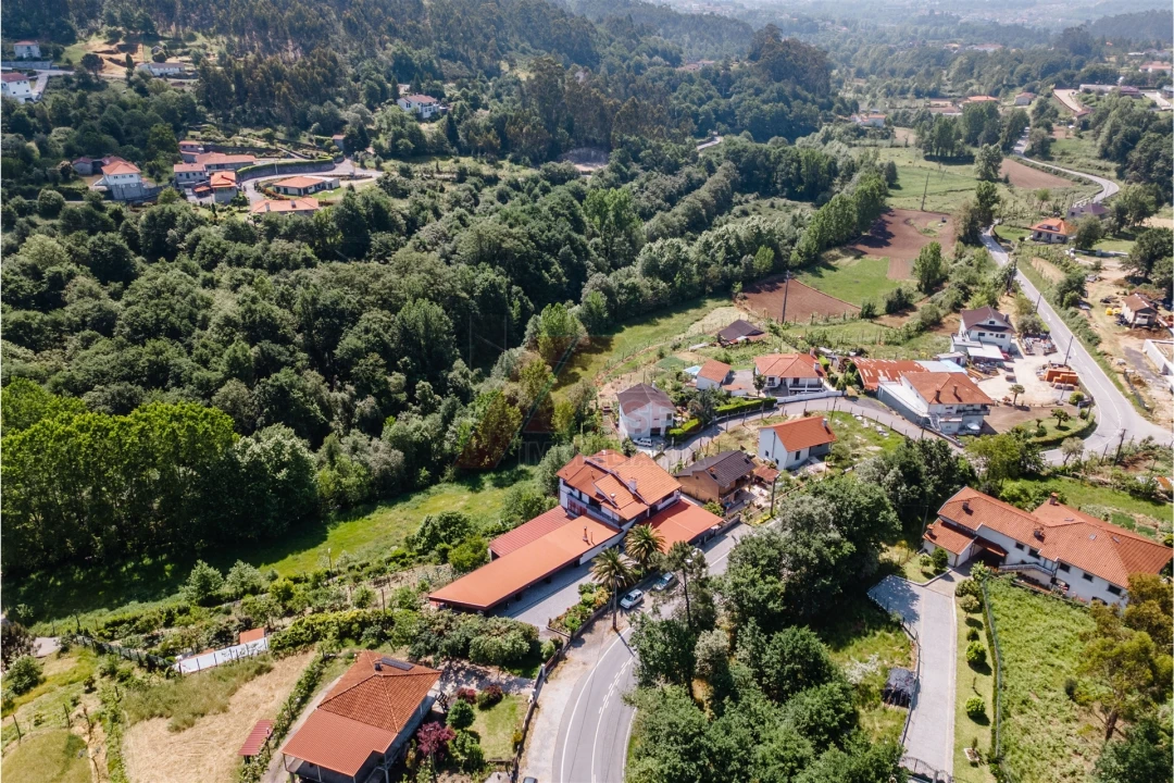 Moradia T10 para Venda em Travassos Foto 70