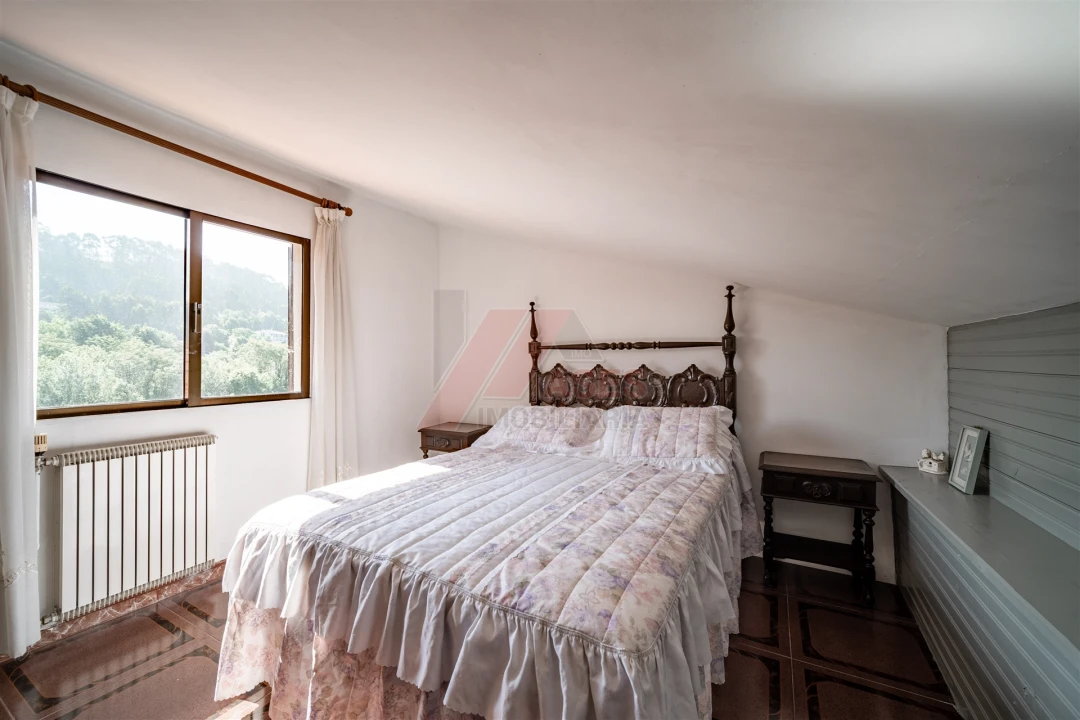 Moradia T10 para Venda em Travassos Foto 4