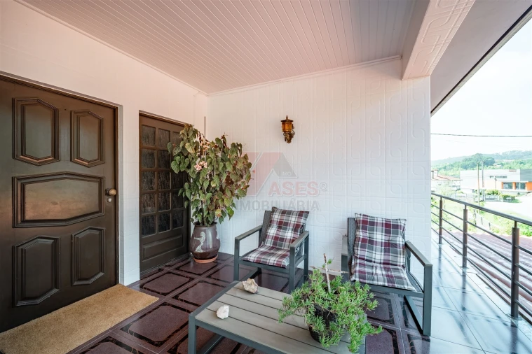 Moradia T10 para Venda em Travassos Foto 28