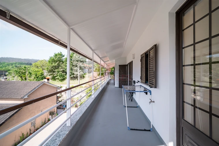 Moradia T10 para Venda em Travassos Foto 26