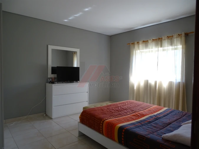 Moradia T10 para Venda em Travassos Foto 78