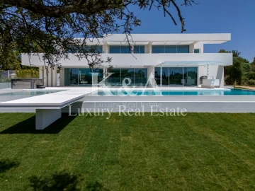 Moradia T6 para Venda em Almancil