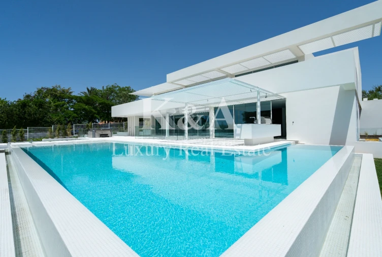 Moradia T6 para Venda em Almancil Foto 5