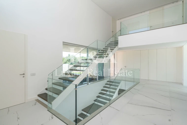 Moradia T6 para Venda em Almancil Foto 9