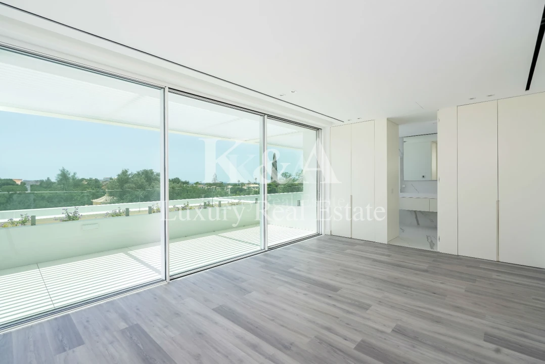 Moradia T6 para Venda em Almancil Foto 16