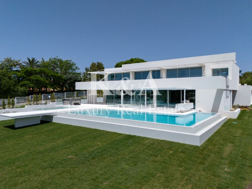 Moradia T6 para Venda em Almancil Foto 7