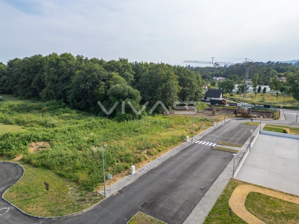 Terreno para Venda em Loureira Foto 3