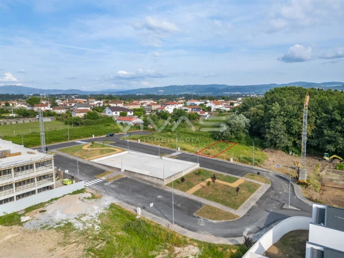 Terreno para Venda em Loureira Foto 21
