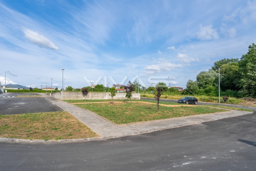 Terreno para Venda em Loureira Foto 16