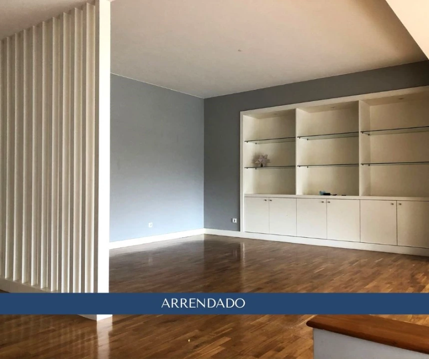 Apartamento T3 para Arrendamento em Ramalde Foto 1