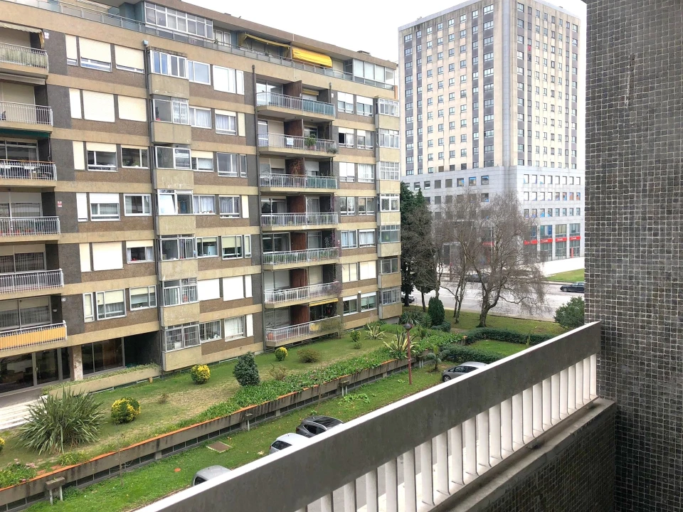 Apartamento T3 para Arrendamento em Ramalde Foto 9