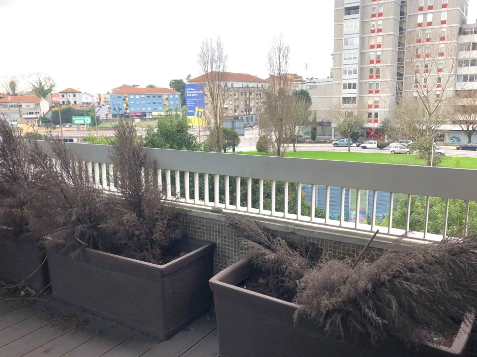 Apartamento T3 para Arrendamento em Ramalde Foto 10