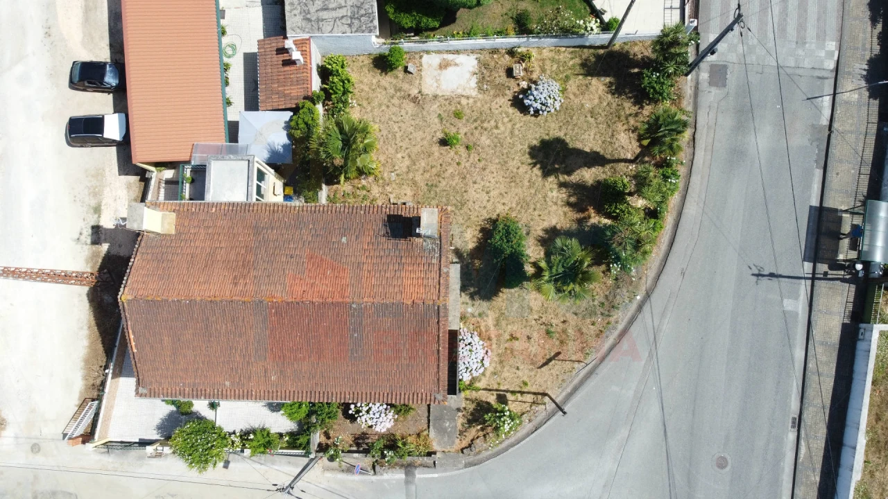 Moradia T2 para Venda em Pampilhosa Foto 31