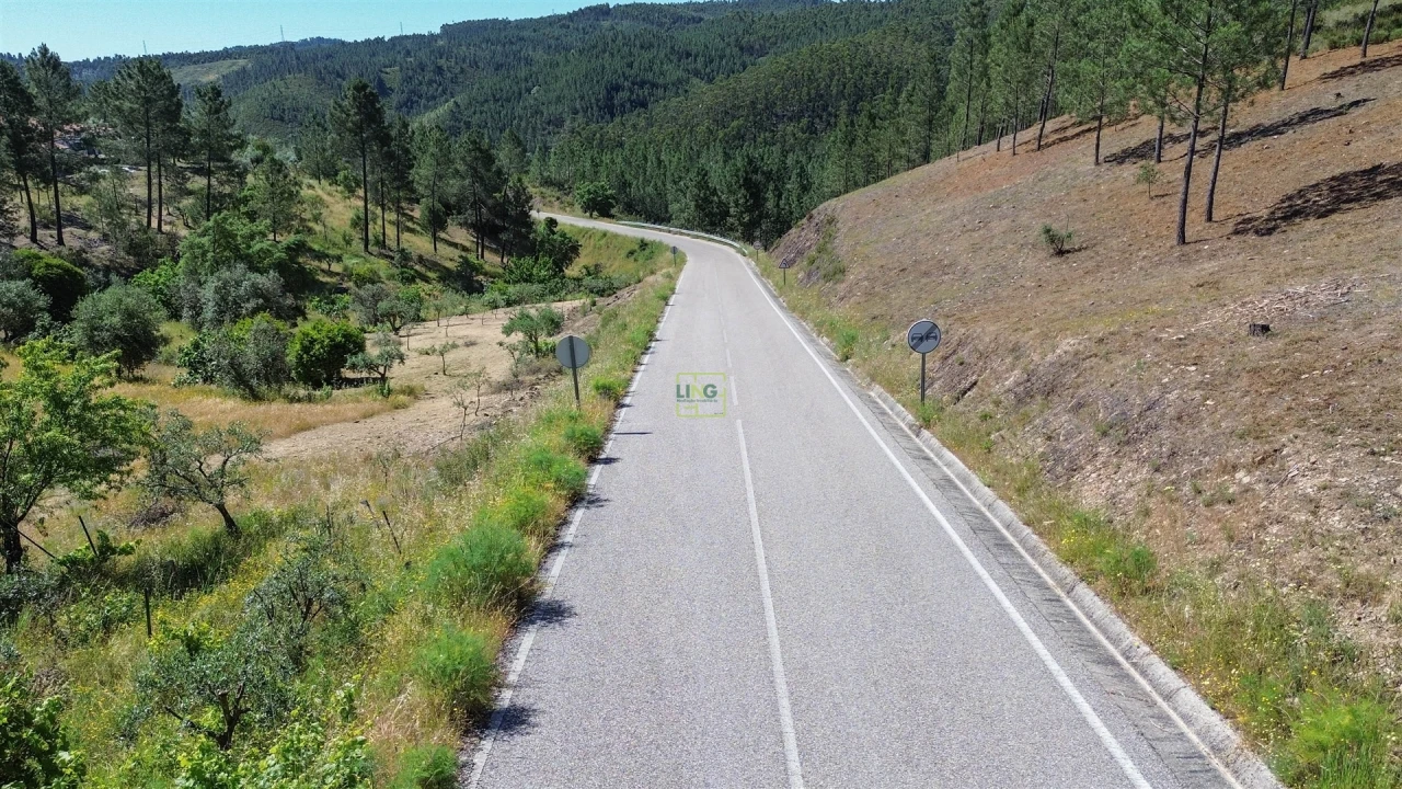 Quinta T0 para Venda em Fratel Foto 15