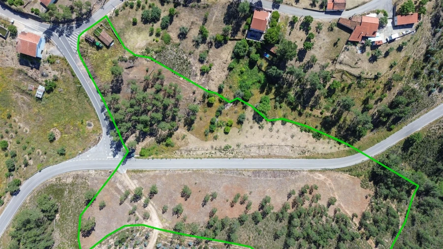 Quinta T0 para Venda em Fratel Foto 4