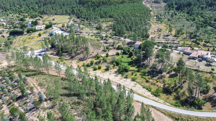 Quinta T0 para Venda em Fratel Foto 33