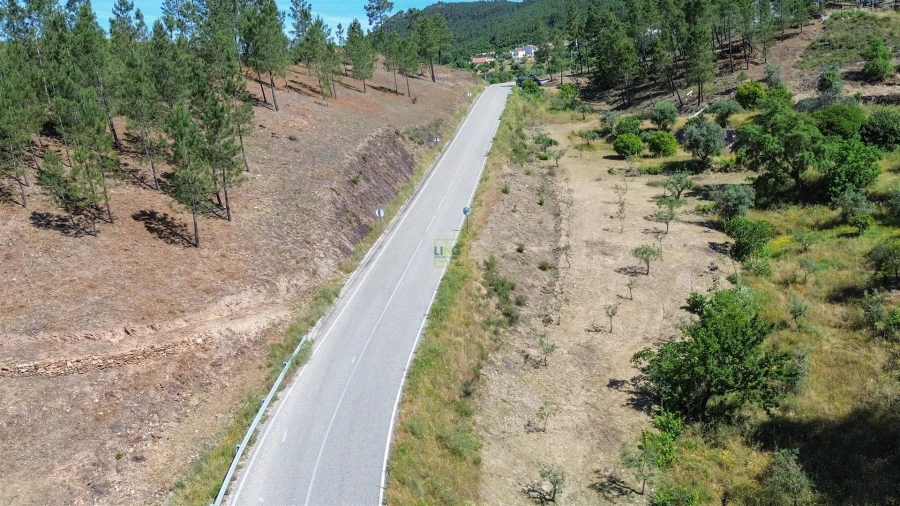 Quinta T0 para Venda em Fratel Foto 18