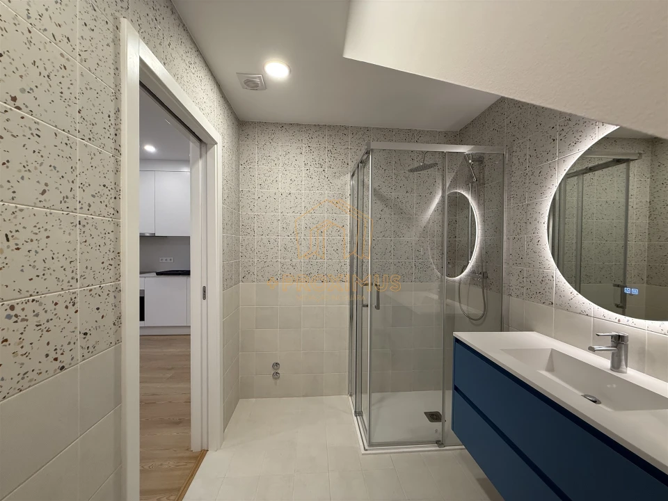 Apartamento T1 para Venda em Buarcos Foto 16