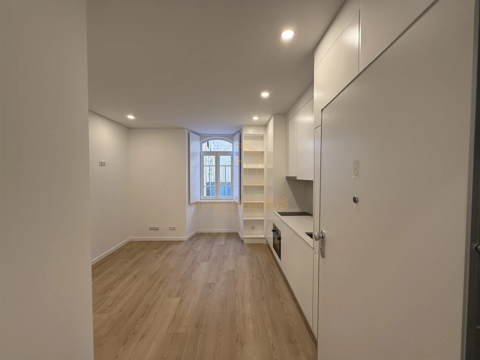 Apartamento T1 para Venda em Buarcos Foto 2