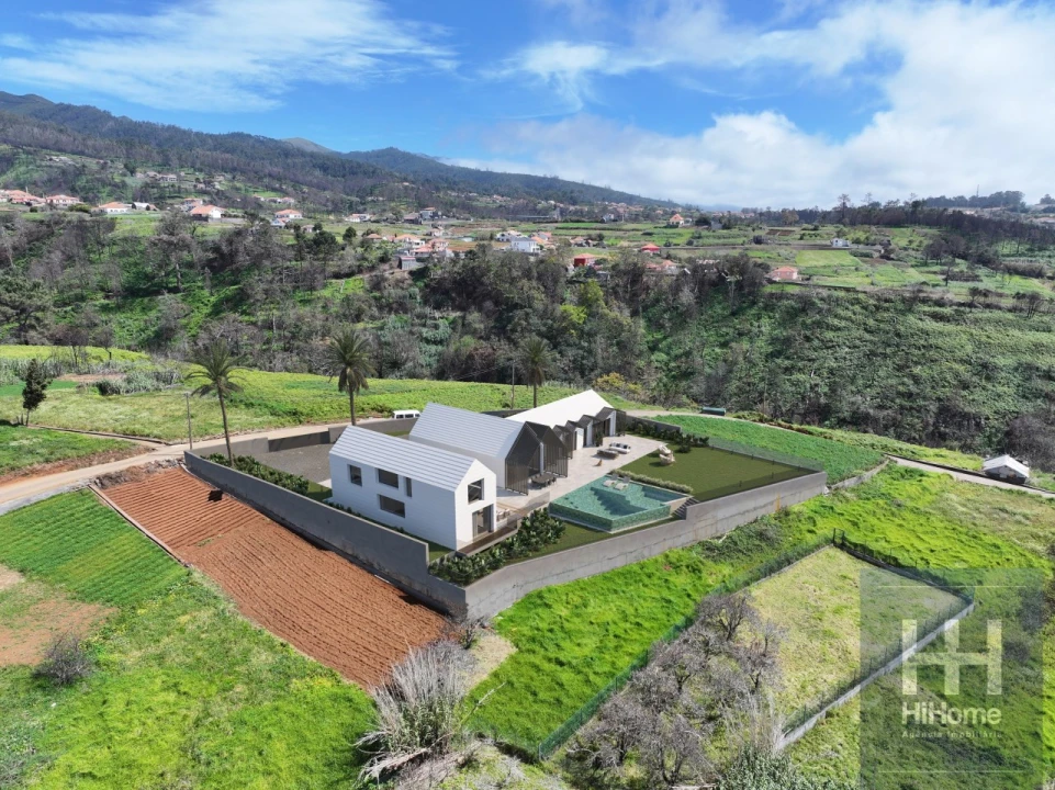 Moradia T3 para Venda em Fajã da Ovelha Foto 15