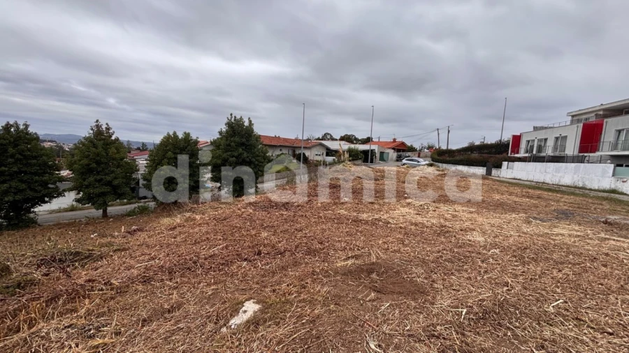 Terreno para Venda em Vila Nova de Famalicão e Calendário Foto 6