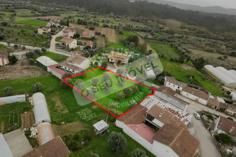 Terreno para Venda em Semide e Rio Vide