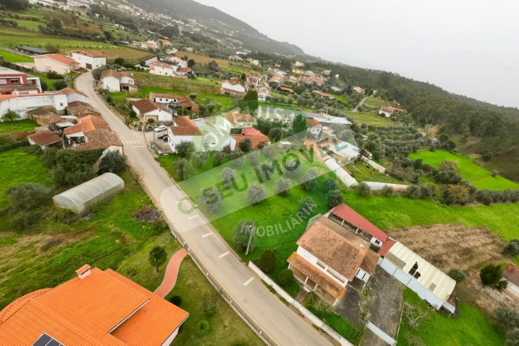 Terreno para Venda em Semide e Rio Vide Foto 4
