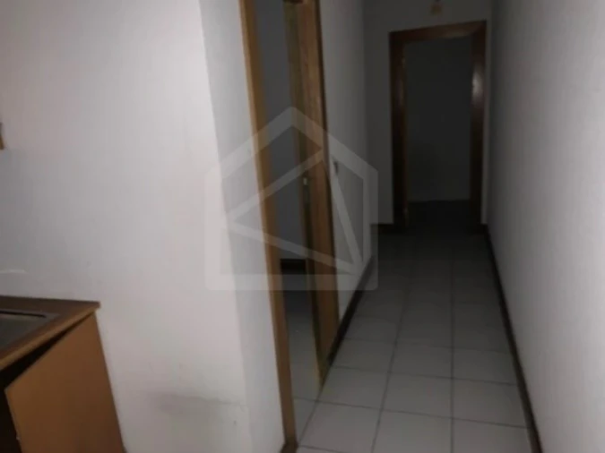 Loja para Venda em Paços de Brandão Foto 3