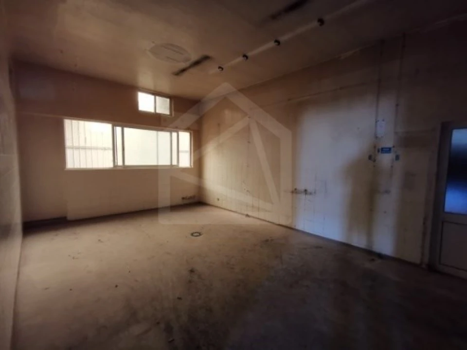 Armazém para Venda em Préstimo e Macieira de Alcoba Foto 3