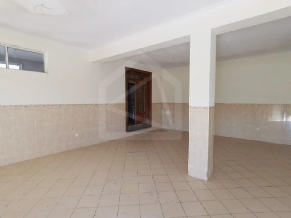 Armazém para Venda em Préstimo e Macieira de Alcoba Foto 8