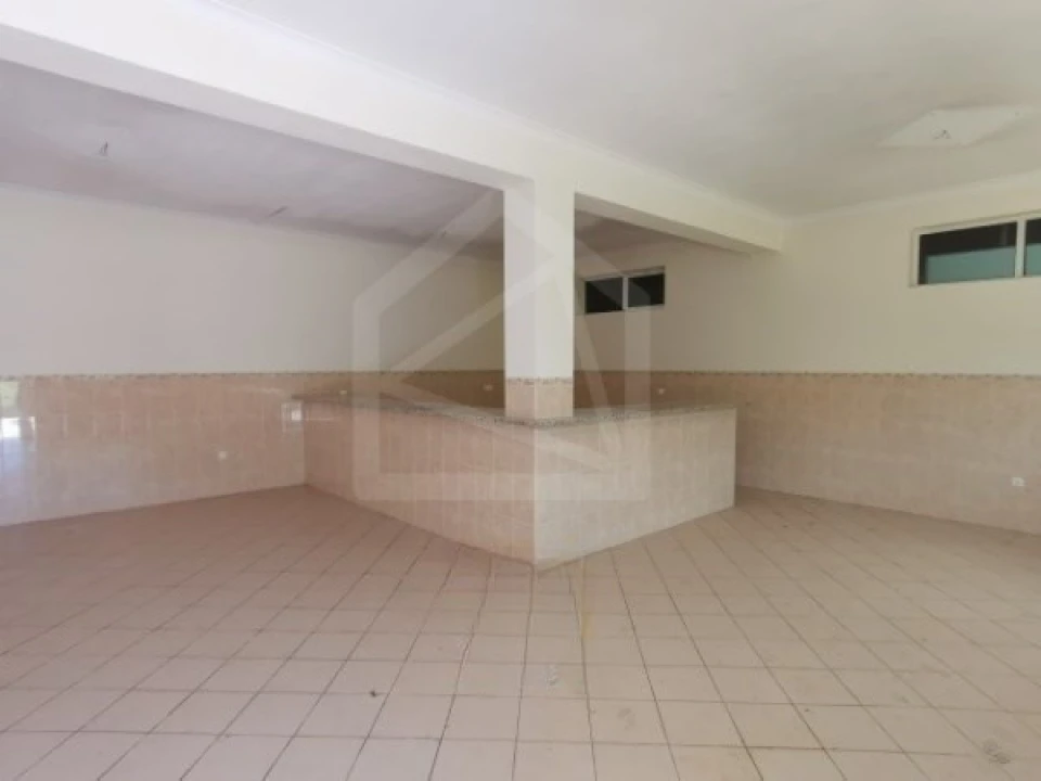 Armazém para Venda em Préstimo e Macieira de Alcoba Foto 13