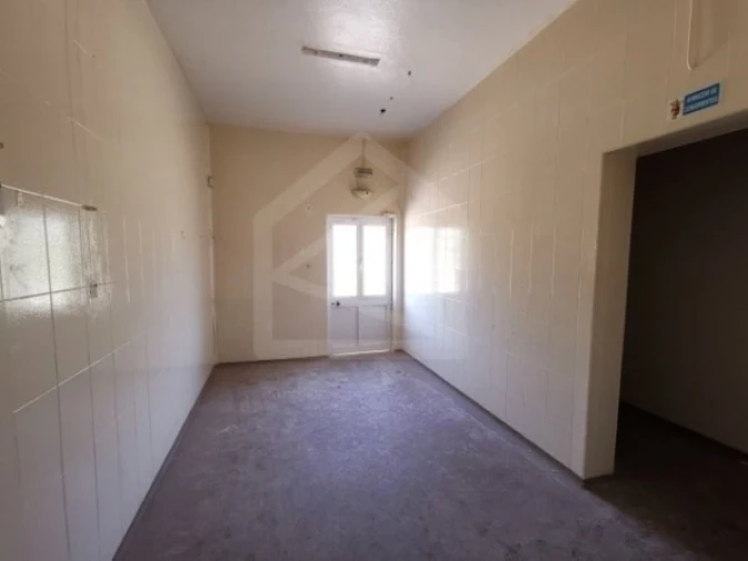 Armazém para Venda em Préstimo e Macieira de Alcoba Foto 11